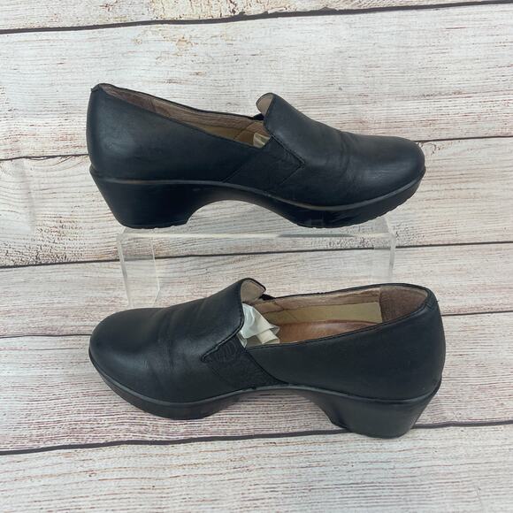 DANSKO Jessica Black Nappa Womens Sz 40 (9.5-10) Clogs Black Leather Floral Shoe - Picture 2 of 10